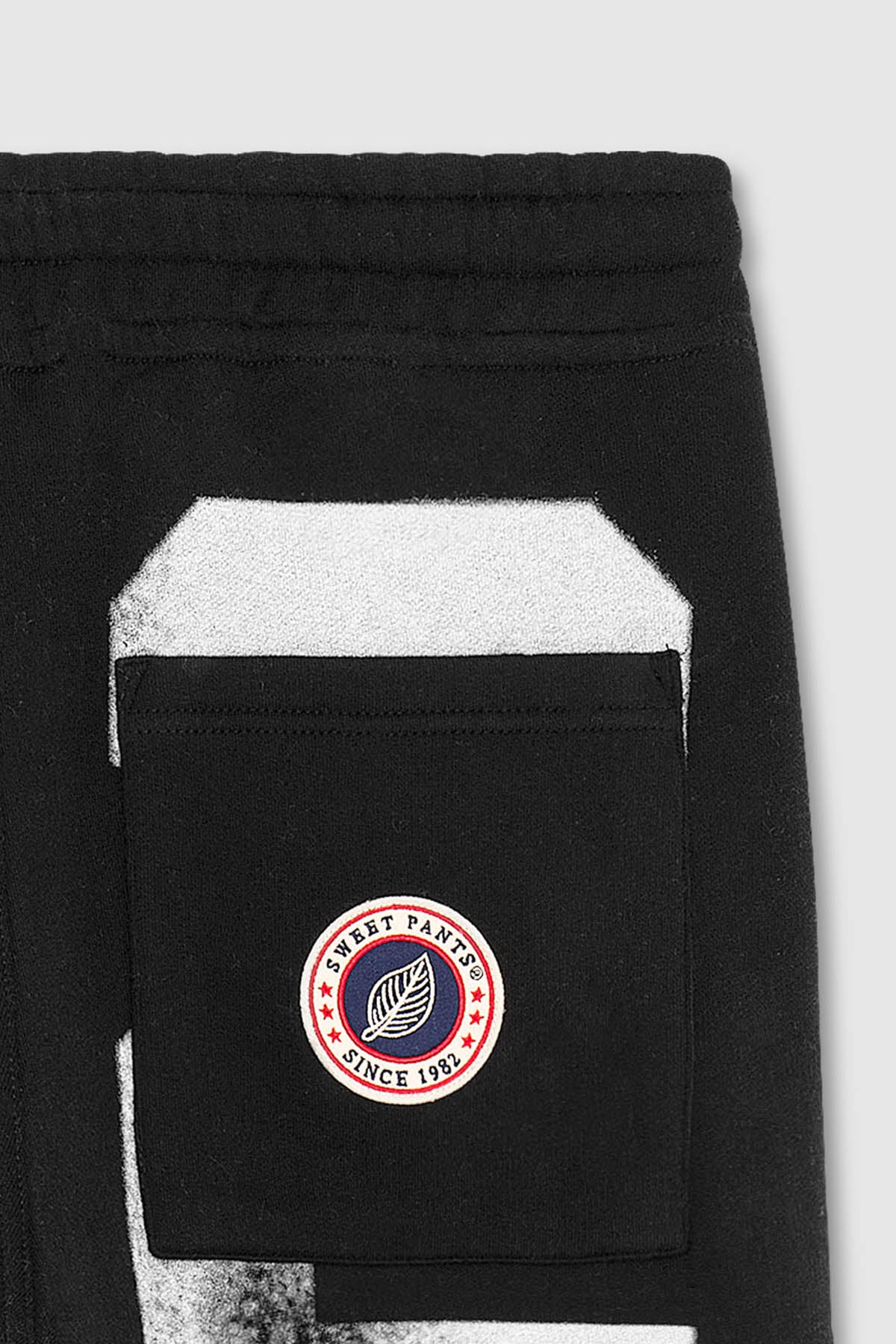 82 OVERJOGG BLACK - Image 4
