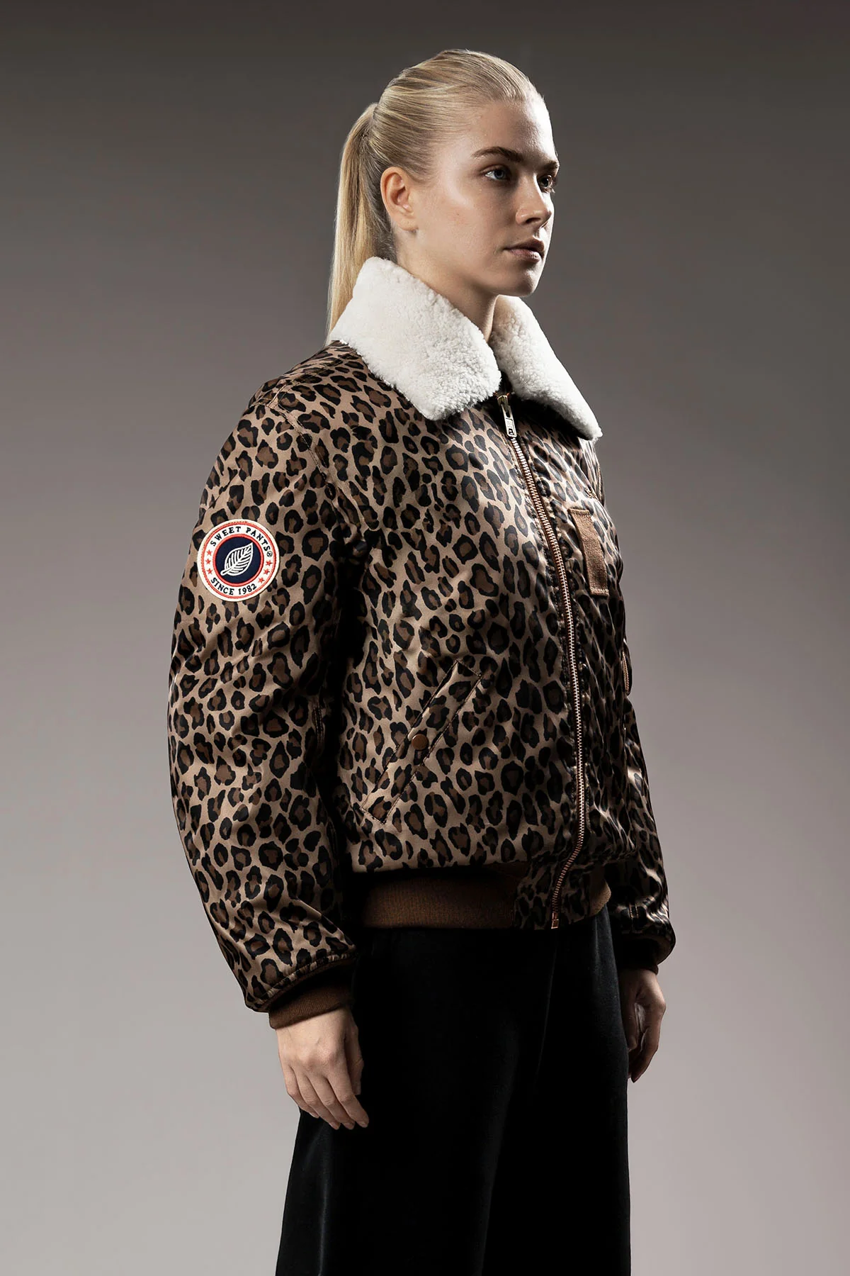 BOMBER B-15 SCHOTT x SWEET PANTS - Image 9