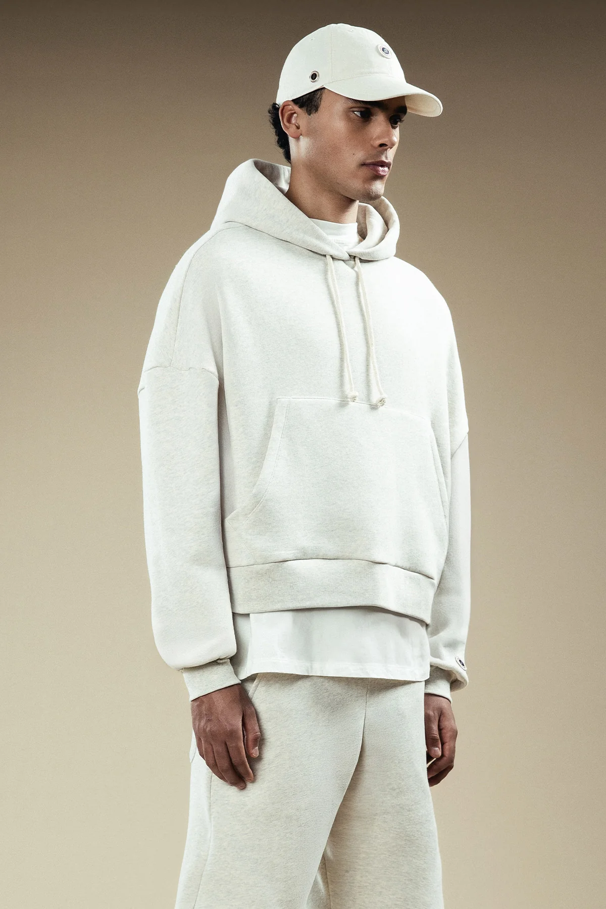 BOXY HOOD 26 - Image 7