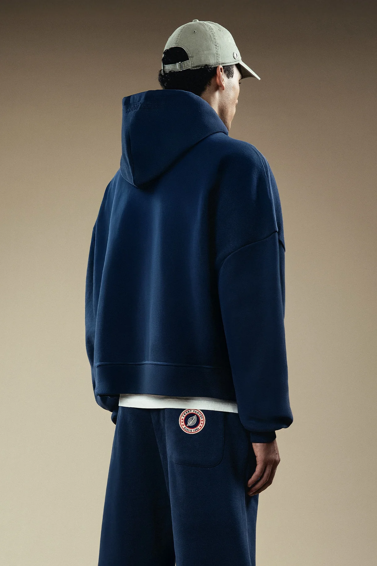BOXY HOOD 26 - Image 9