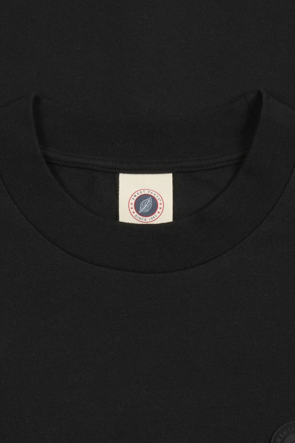 CLASSY TEE BLACK - Image 3