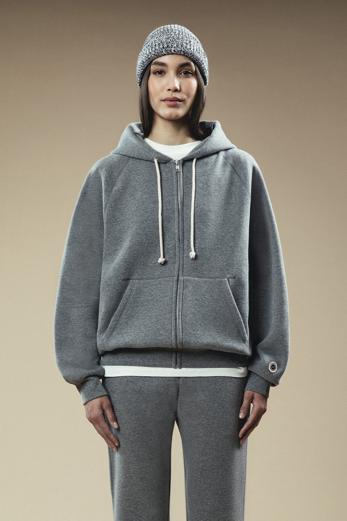 ICONIC ZIP 26