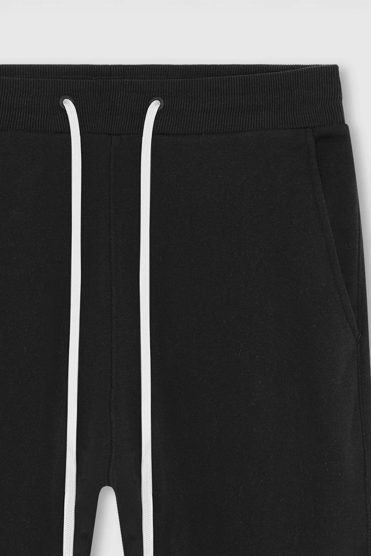 ICONIC JOGGER BLACK - Image 3