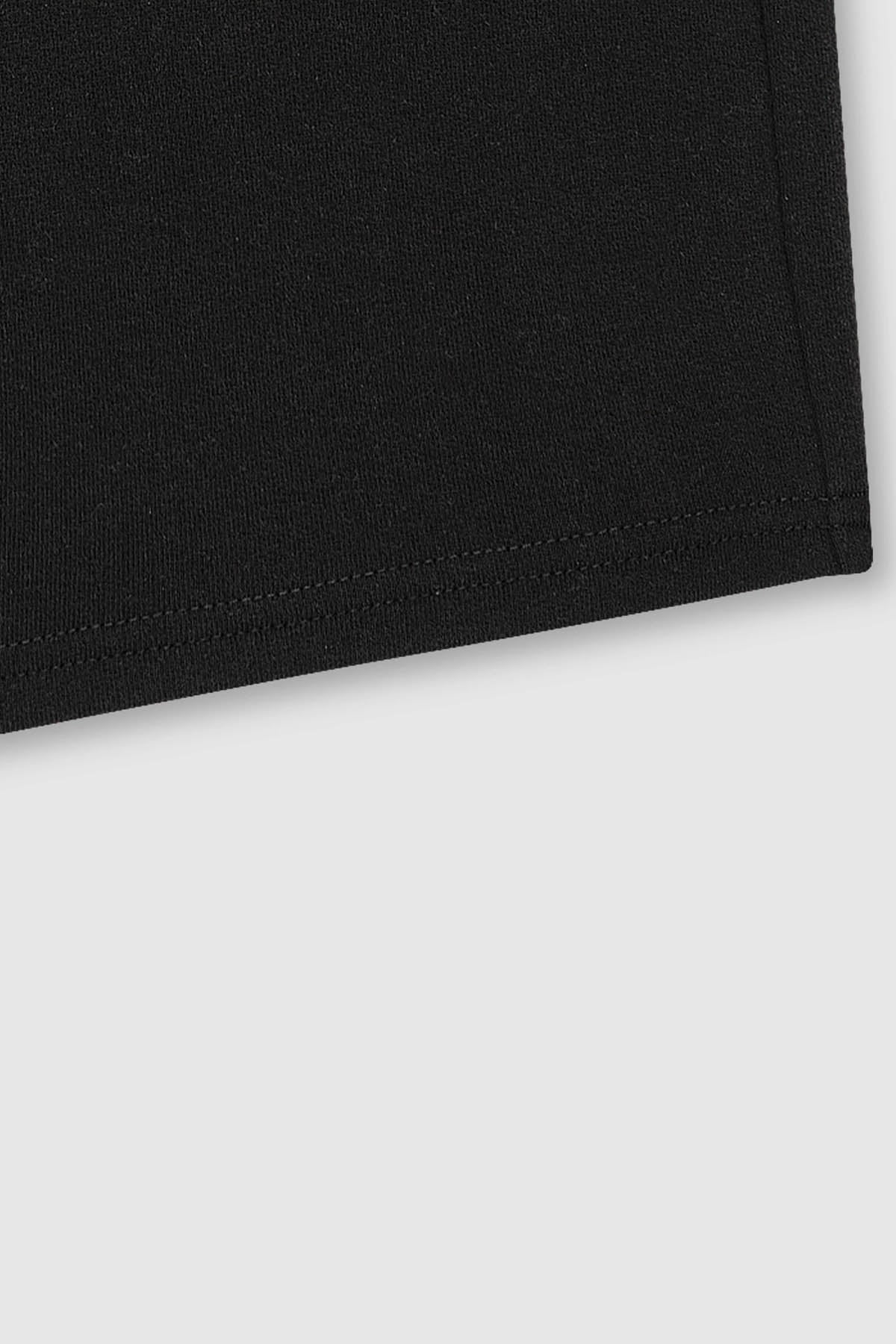 ICONIC SHORT BLACK - Image 4