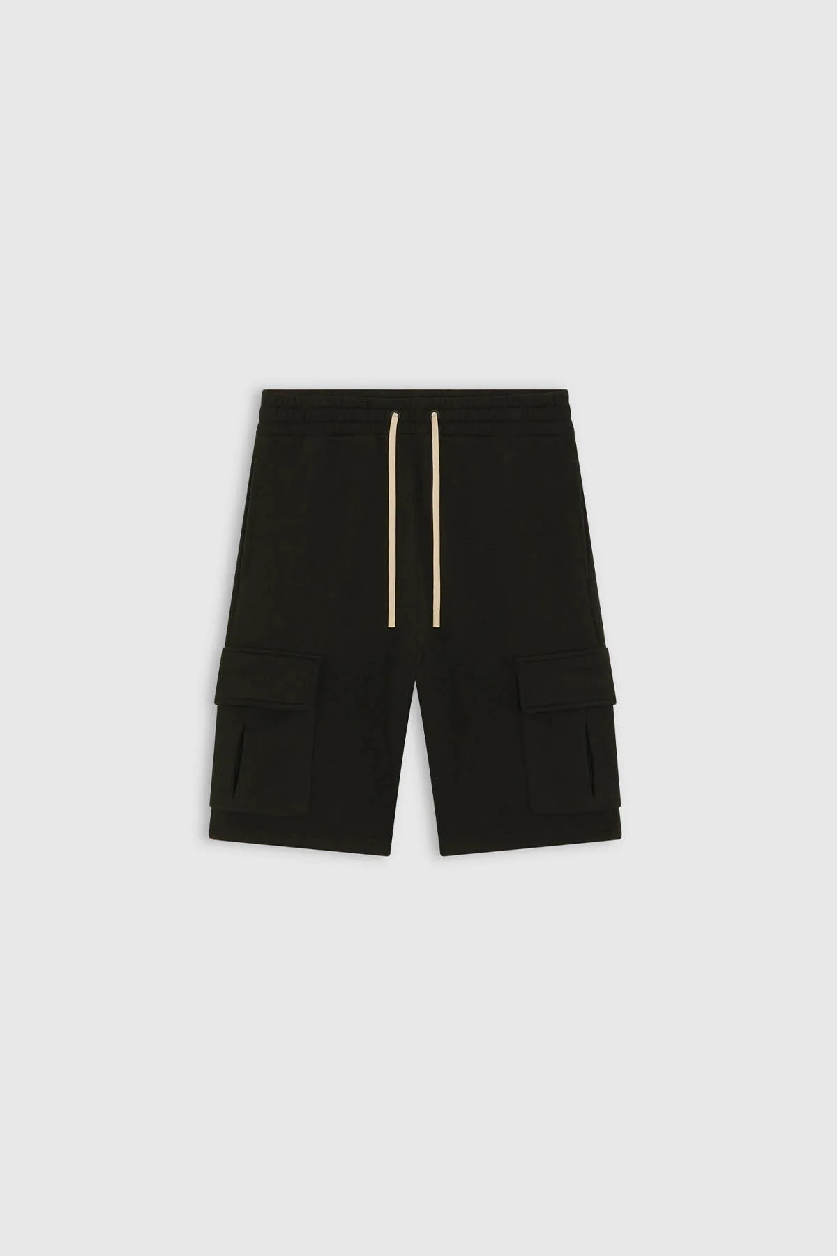 ICONIC SHORT CARGO BLACK