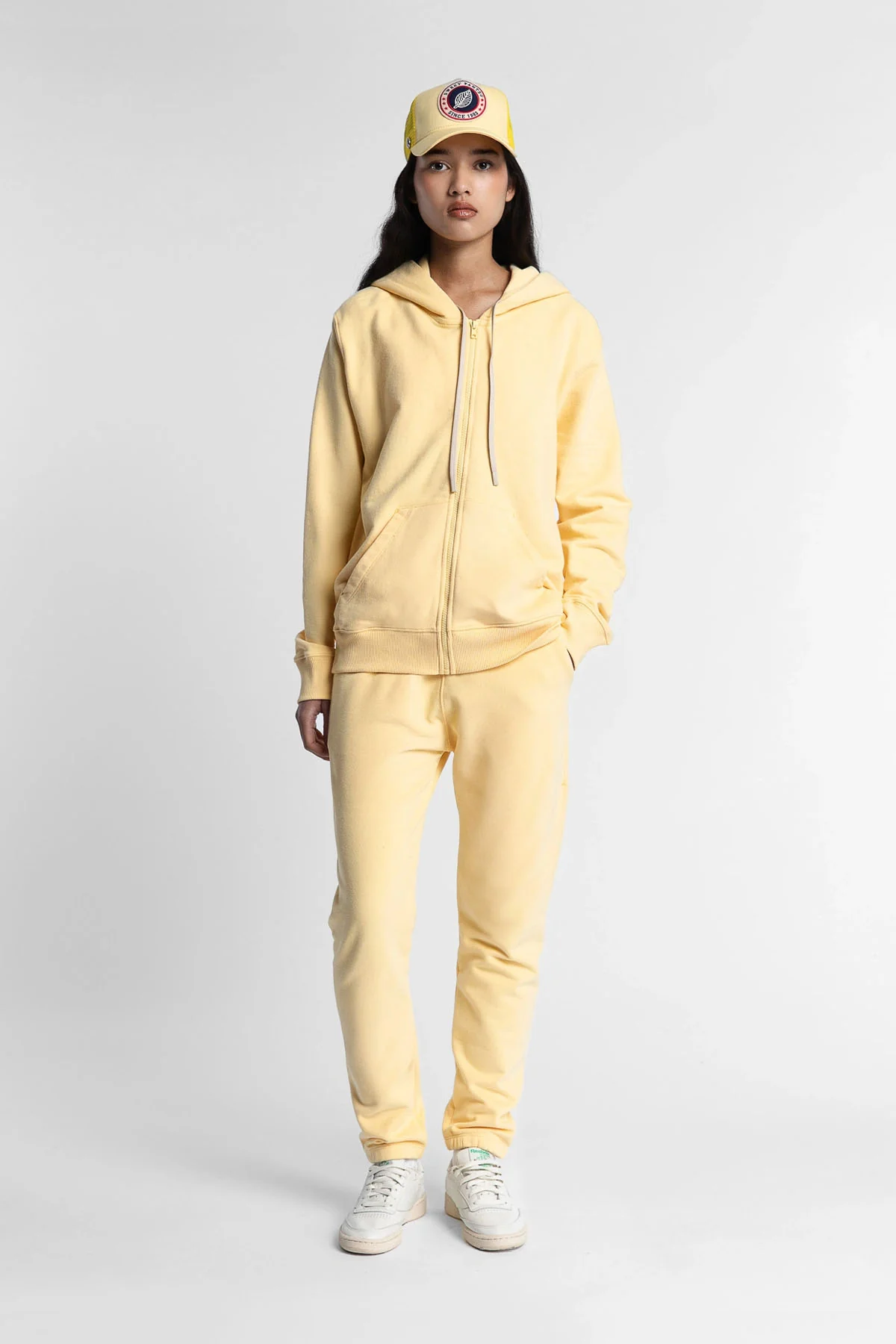 ICONIC SLIM 24 GOLDEN