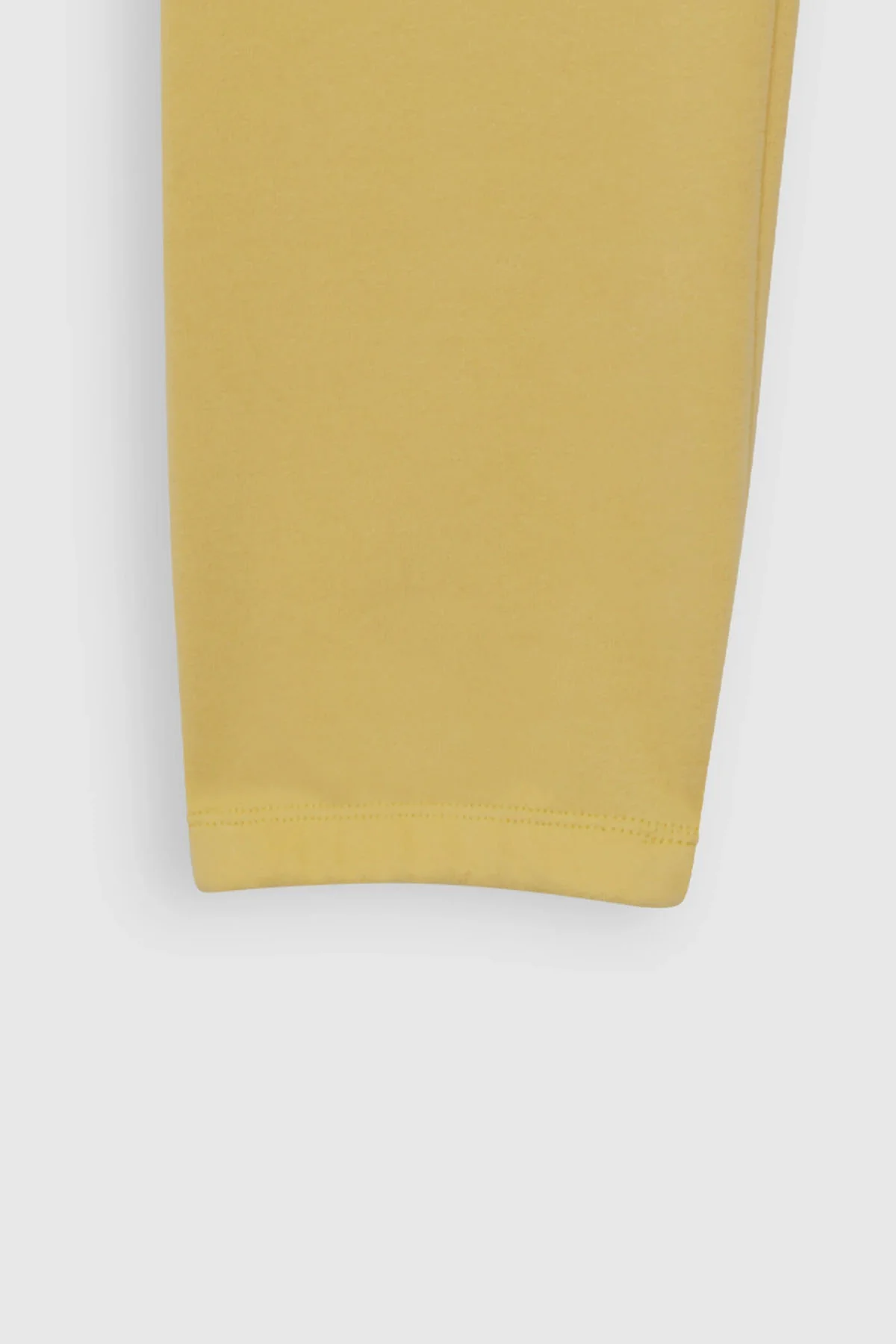ICONIC SLIM 24 GOLDEN - Image 4