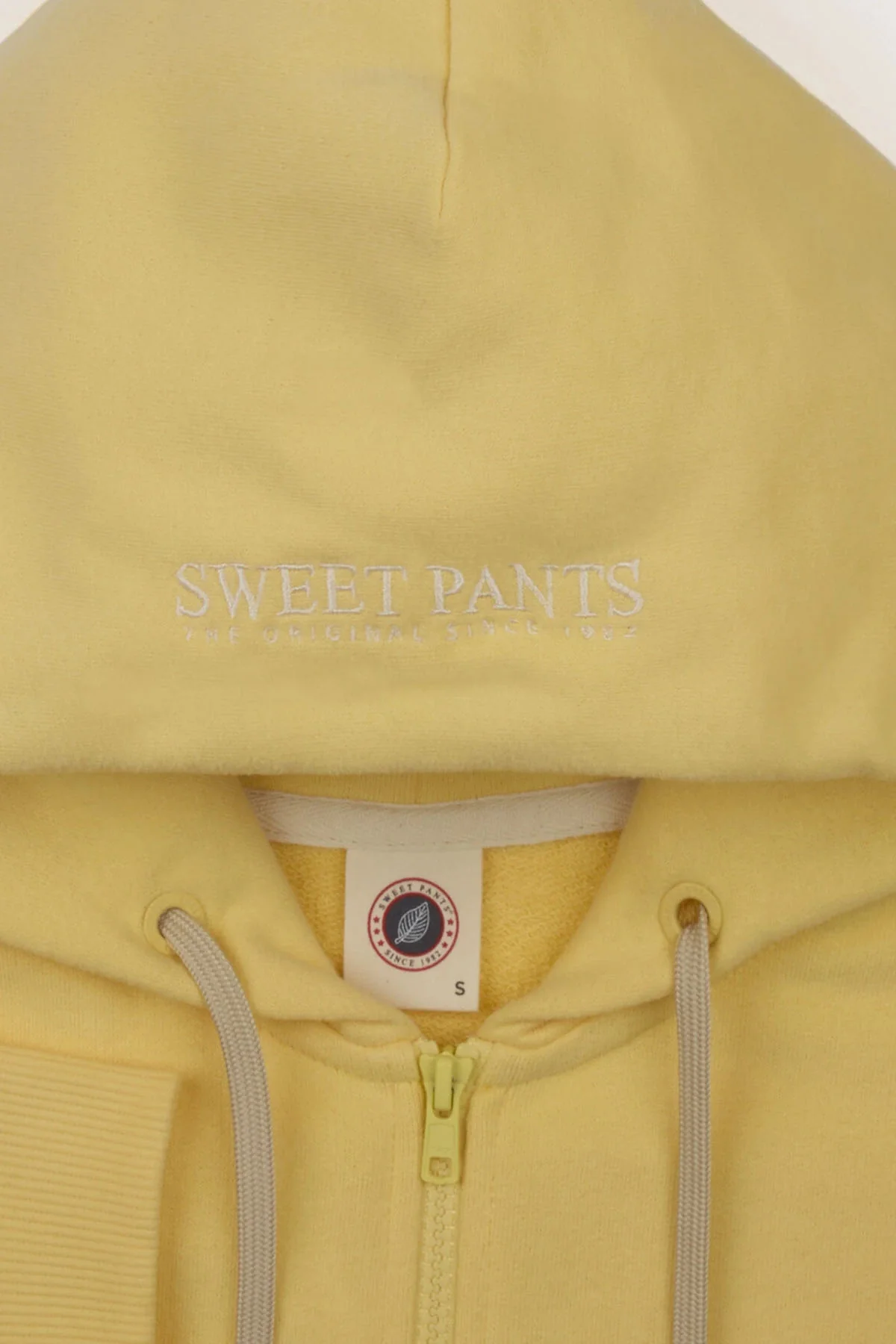 ICONIC ZIP UP GOLDEN - Image 3