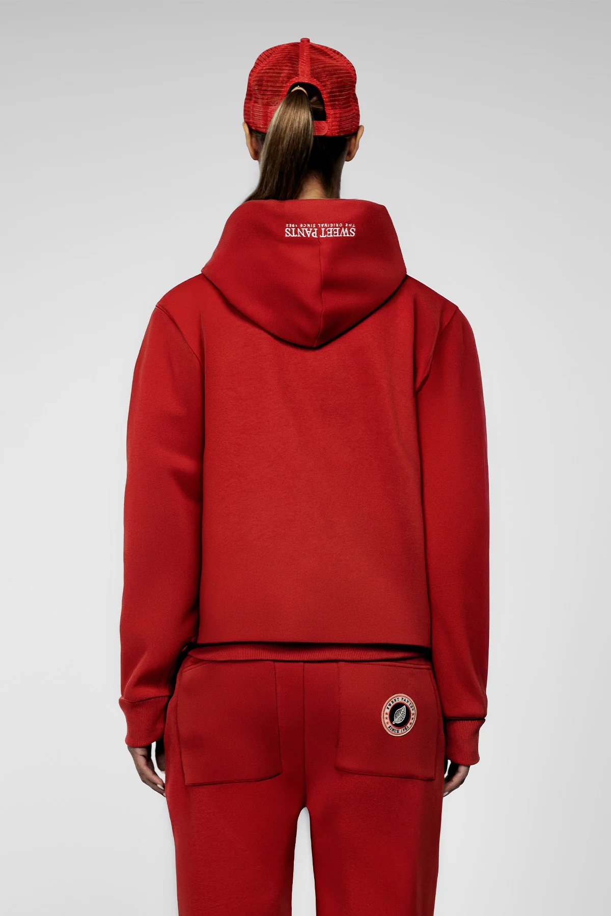 ICONIC ZIP UP KARMIN - Image 4