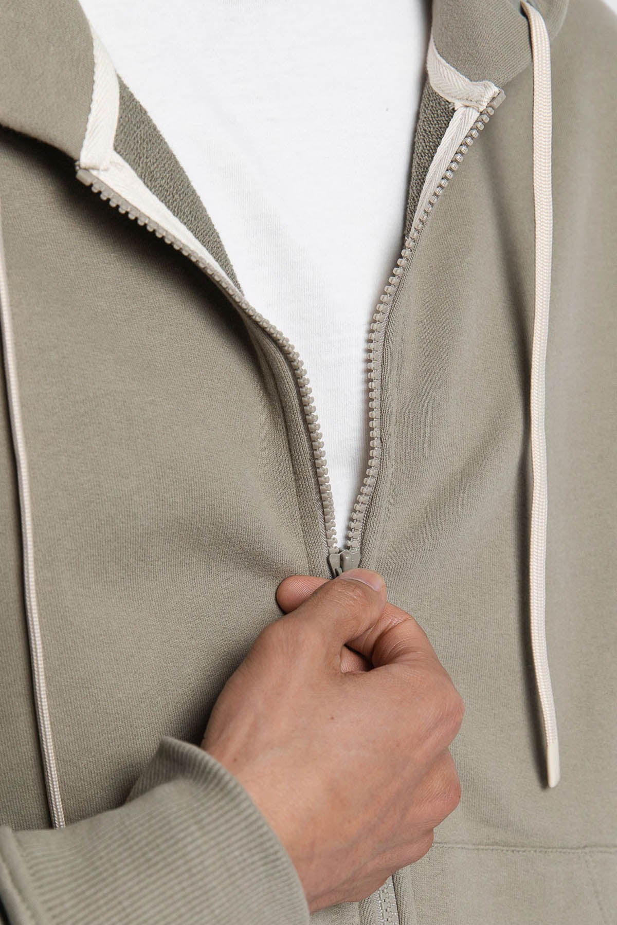 ICONIC ZIP UP SAGE - Image 7