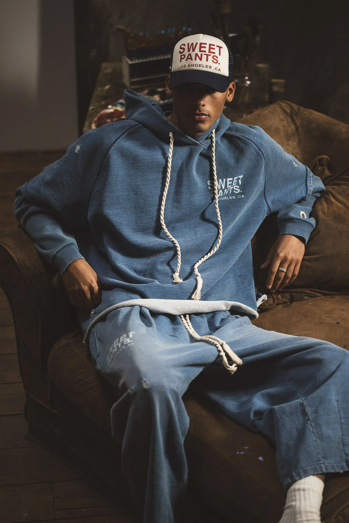 INDIGO HOOD USED
