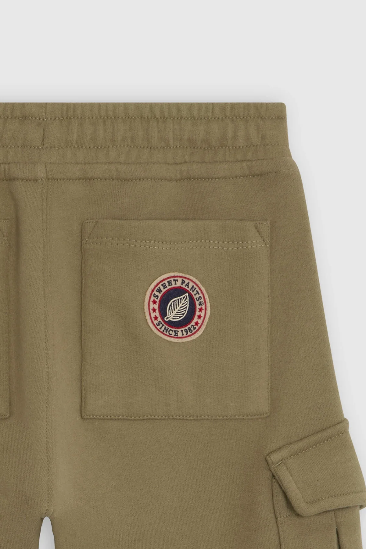 KID ICONIC SHORT CARGO SAGE - Image 3