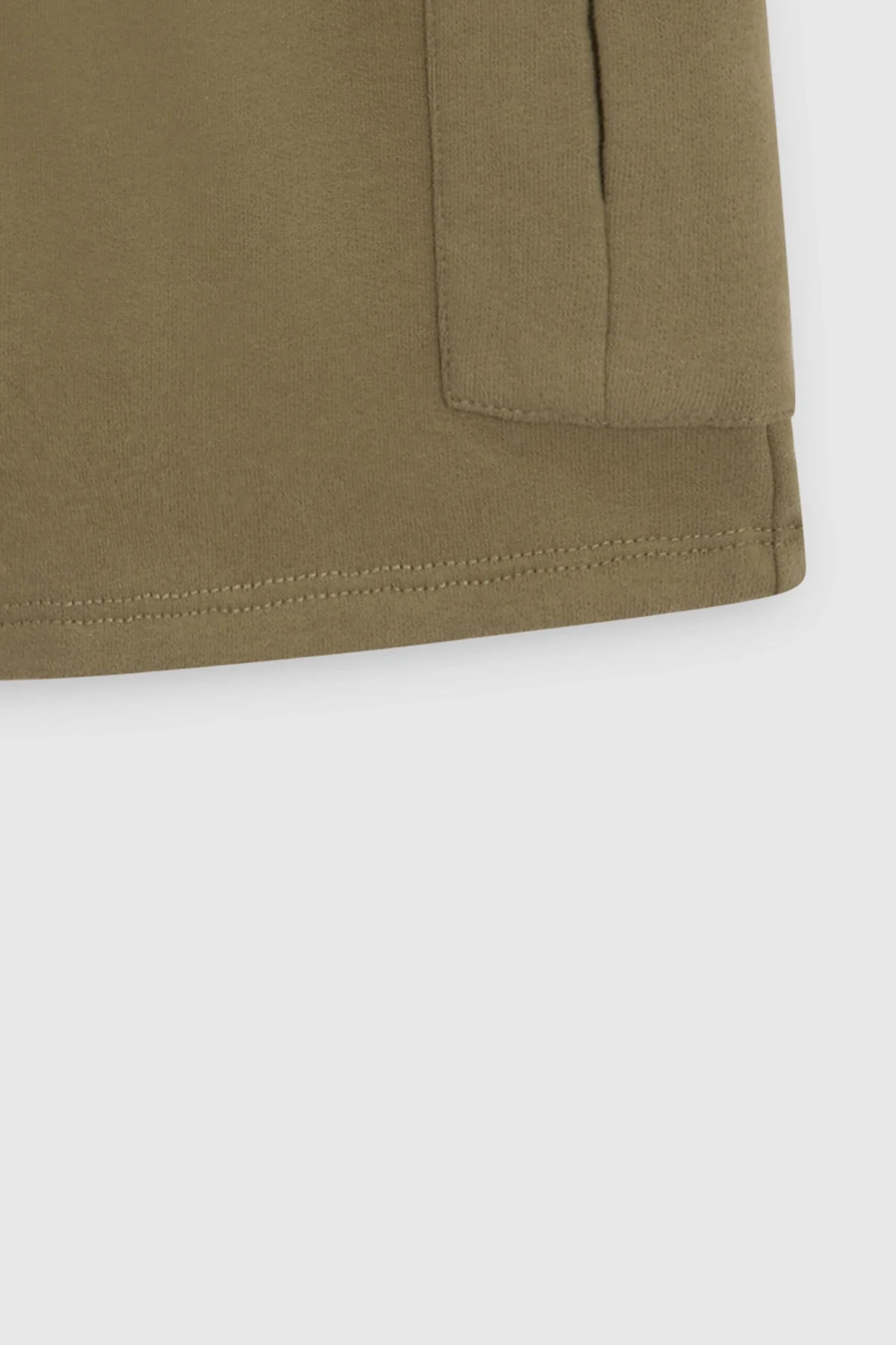 KID ICONIC SHORT CARGO SAGE - Image 4