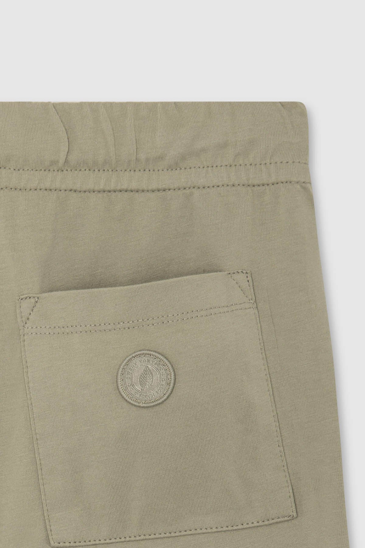 KID JERSEY SHORT LIGHT SAGE - Image 3