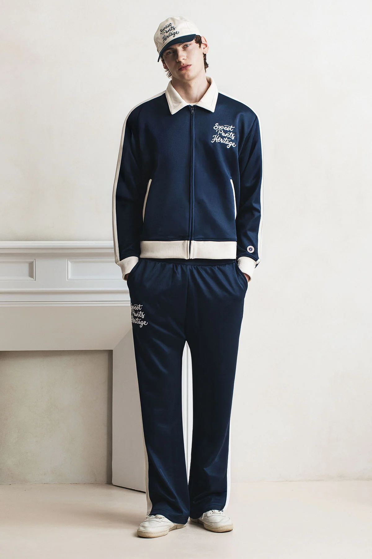 SPORTY PANT NIGHT