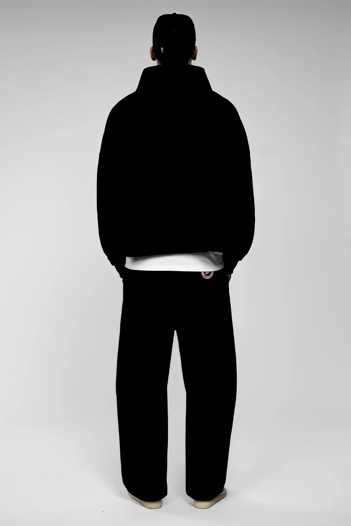 T BOXY HOOD BLACK - Image 6