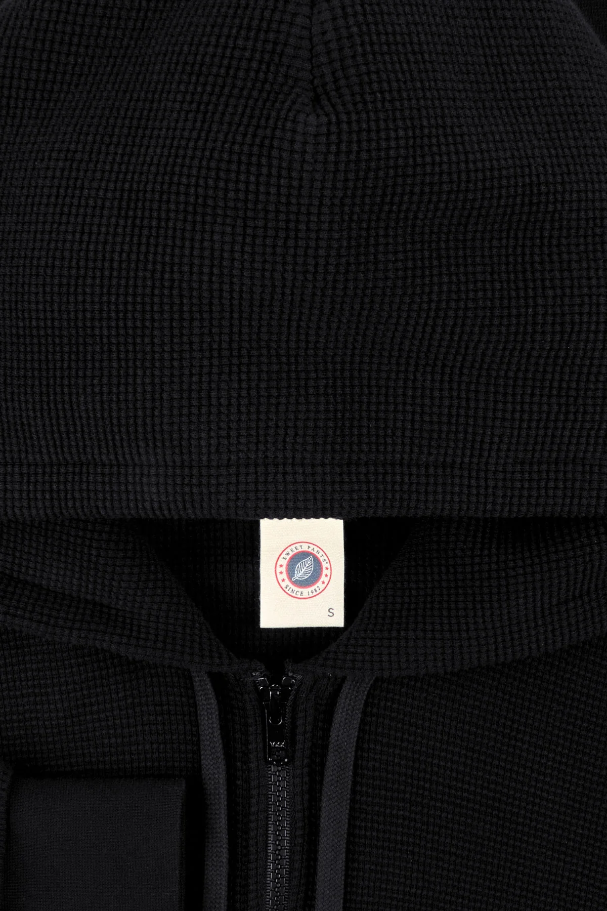 WAFFLE ZIP BLACK - Image 3
